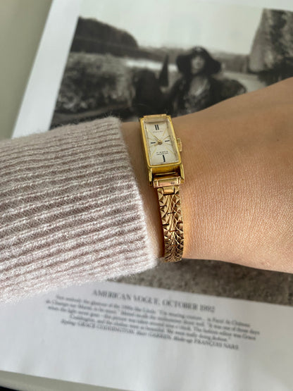 Vintage Gold Plated Dainty Precisa ladies Watch