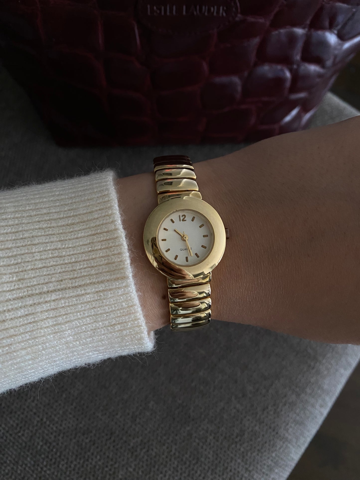 Y2K Vintage Gold-Tone Minimalist Ladies Watch