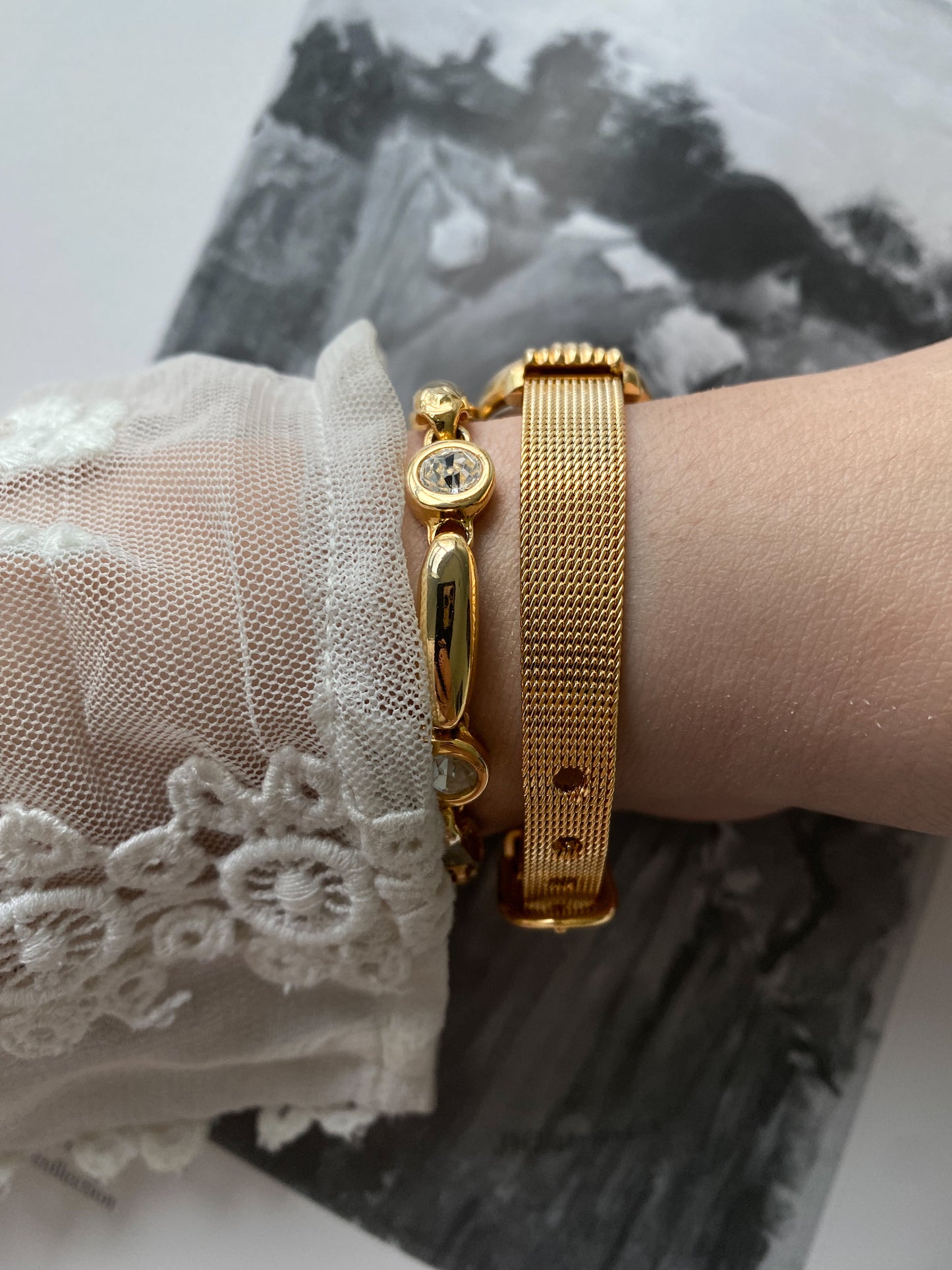 Beautiful Vintage Gold Tone Dainty Forever Watch