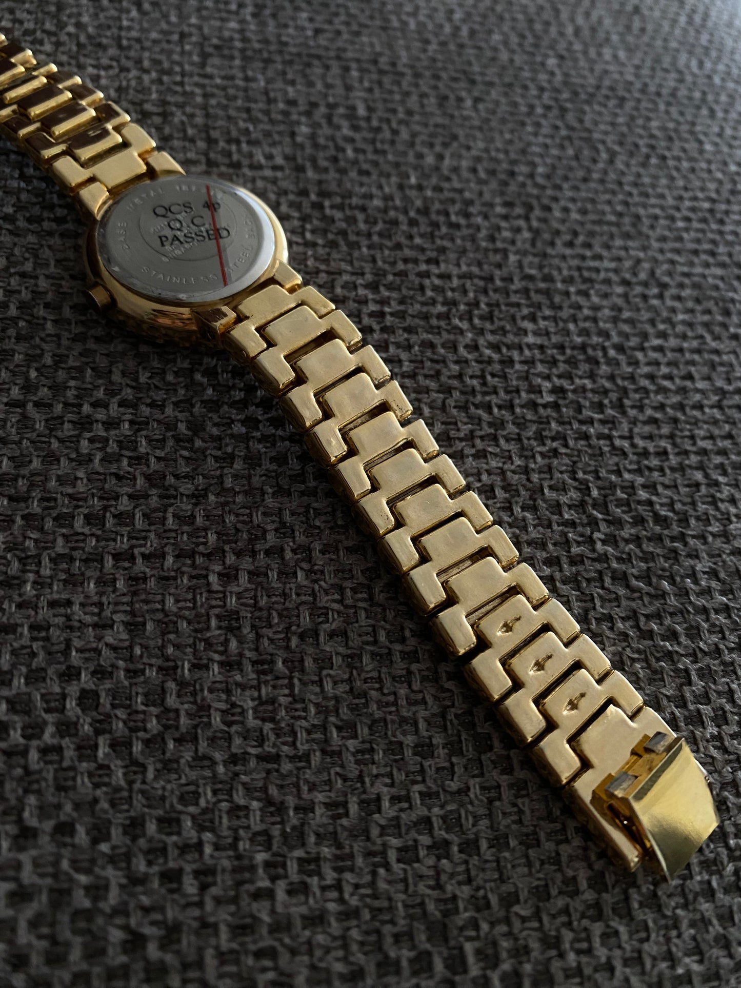 Y2K Vintage Gold-Tone Minimalist Ladies Watch