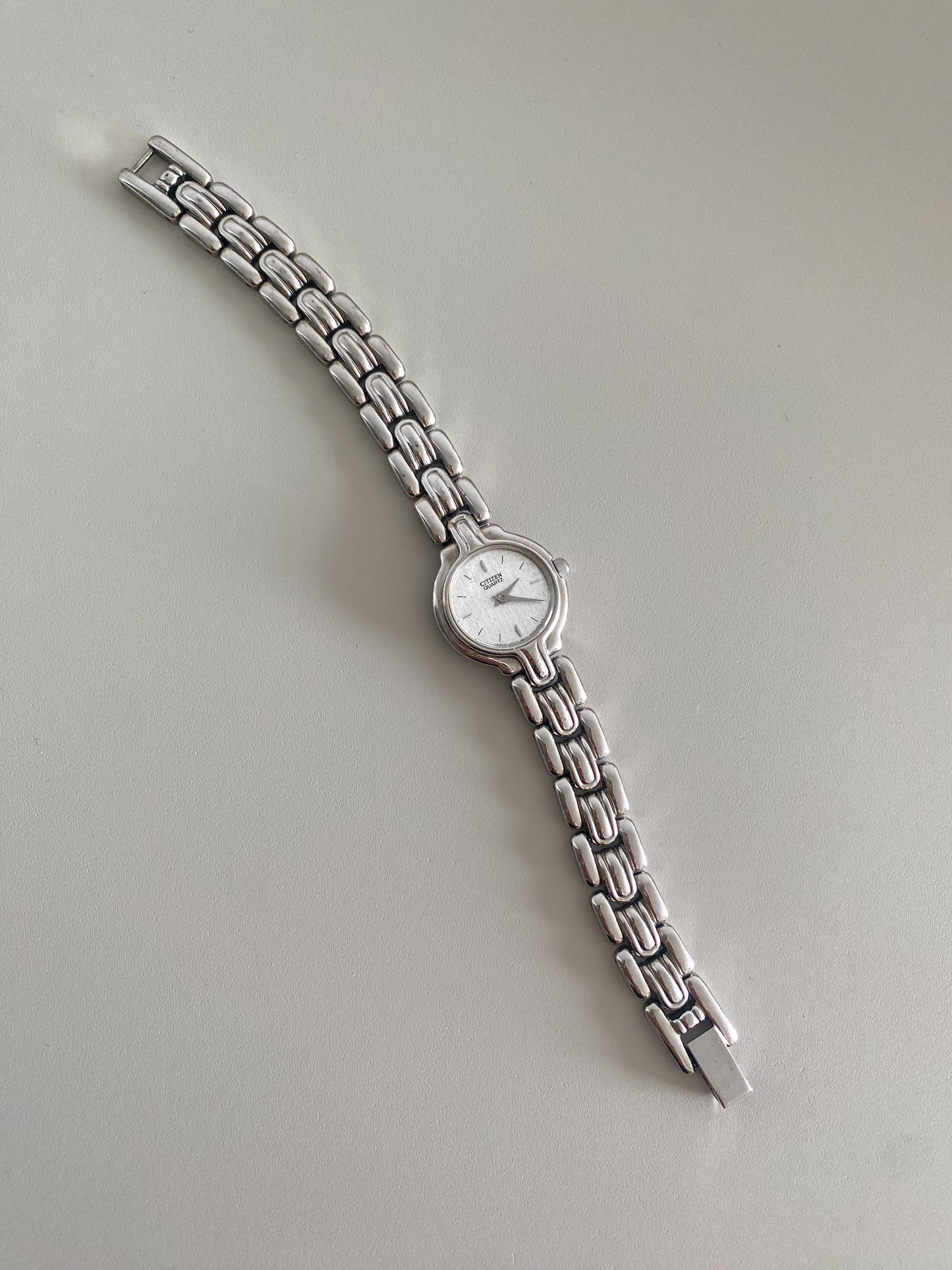 Vintage Citizen Silver tone Ladies Watch from the 1990s