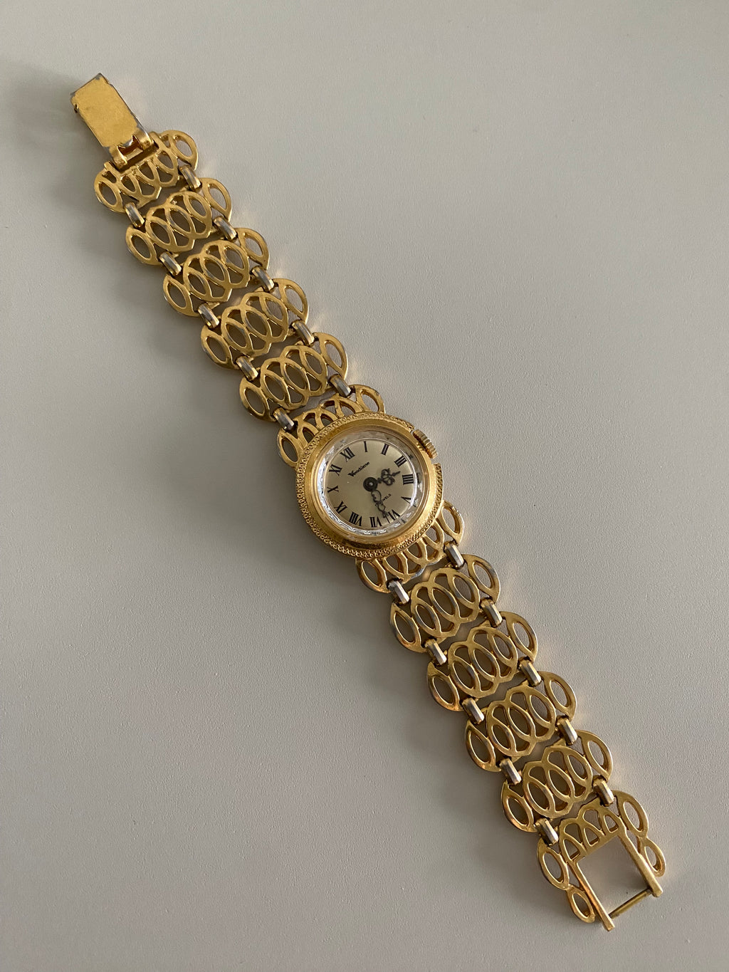 1970s Vintage Filigree Art Deco Vendôme Mechanical Watch