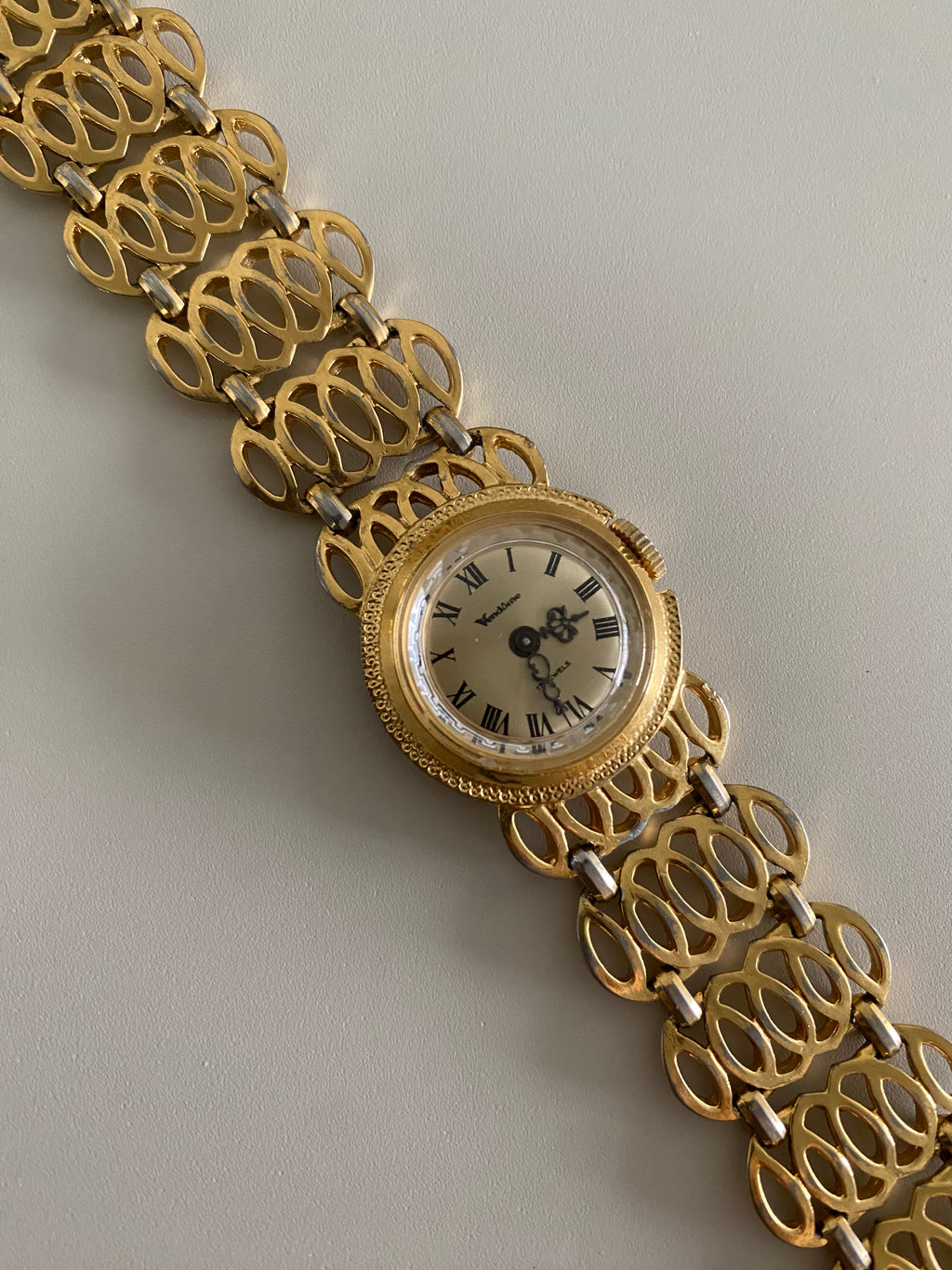 1970s Vintage Filigree Art Deco Vendôme Mechanical Watch
